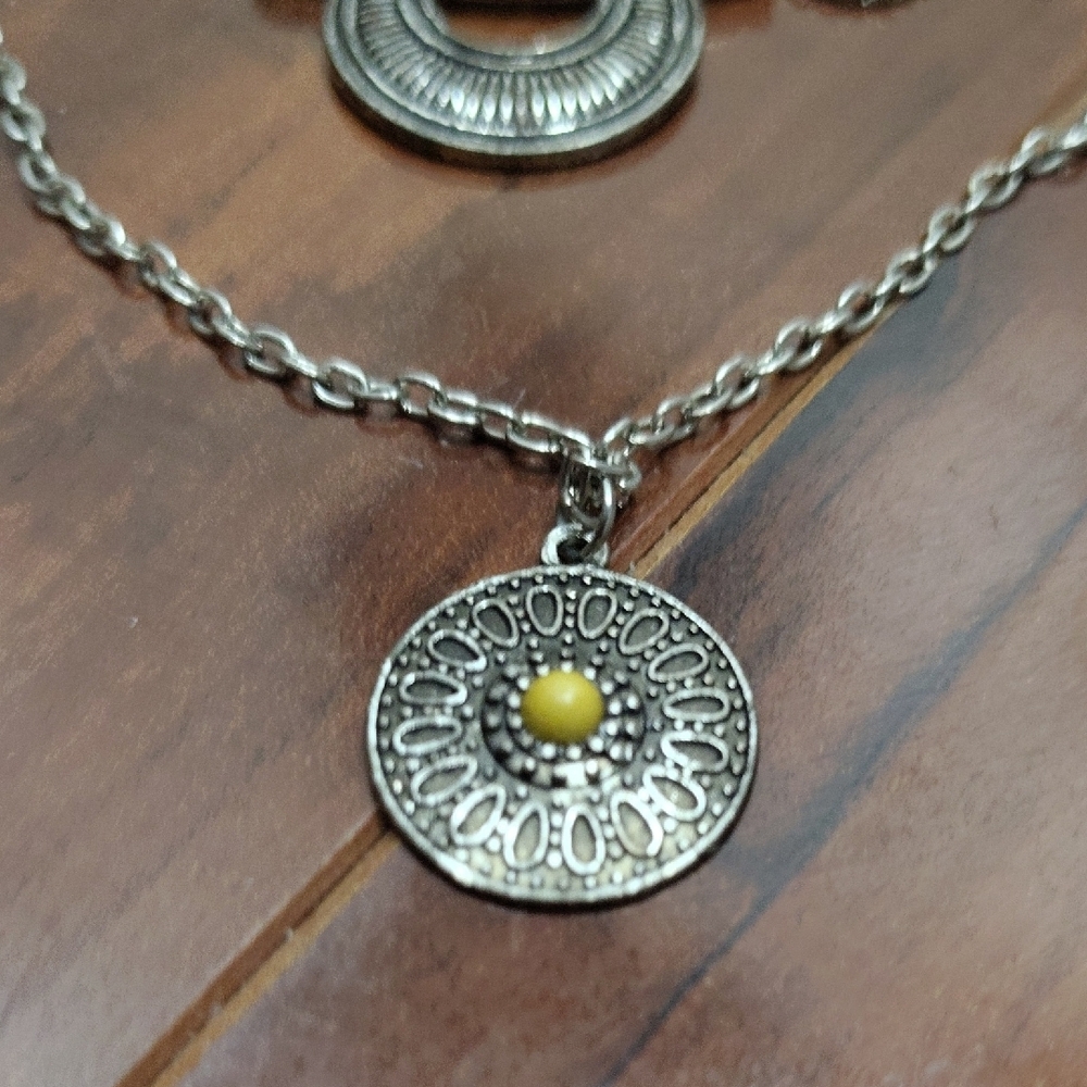 Silver Necklace Set - Picture 3 of 5